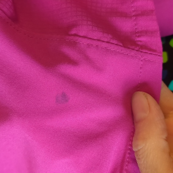 Columbia OmniShade Fucshia Button Down Sun Shirt - Picture 3 of 5